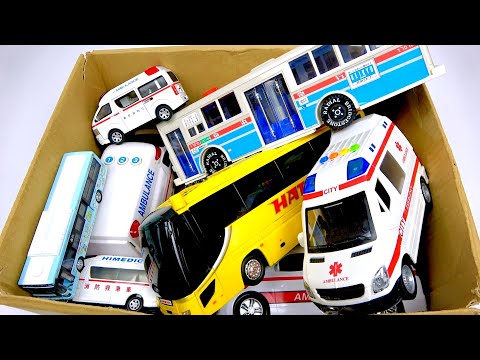 救急車とバスのミニカーが走る！坂道を緊急走行テスト！サイレンありです！