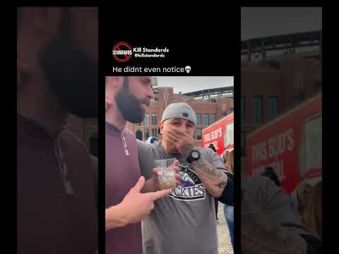 He didn’t even notice💀 #friends #prank