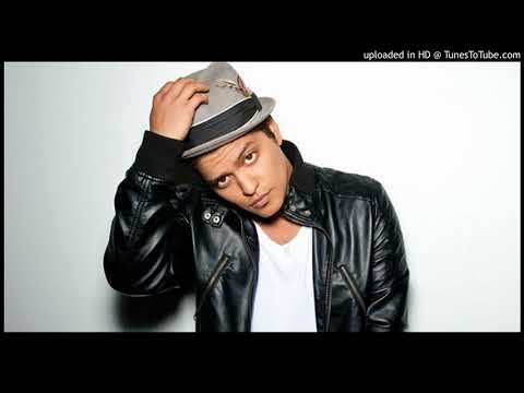 #93: Bruno Mars - 24k Magic (R3hab Remix)