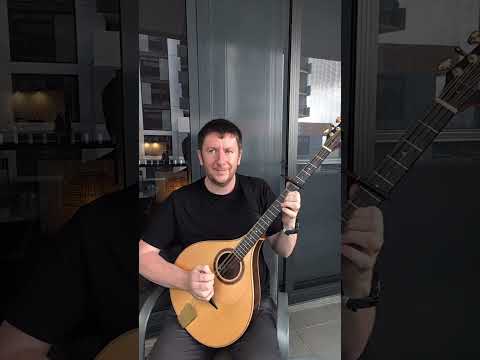 Daoiri singing the song Grace for Eddie Lawlor.