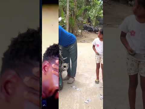 Let's watch this funniest video🤣🤣🤣🤣
