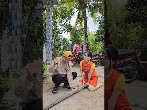 When he chops wood 😁🥰 funny couple 🤣😋#couple #funny #shorts