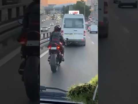 мотоциклистка #мотоТаня ПОМОГЛА проехать СКОРОЙ🙏🏼 motorcycle girl helped an ambulance #motoTanya