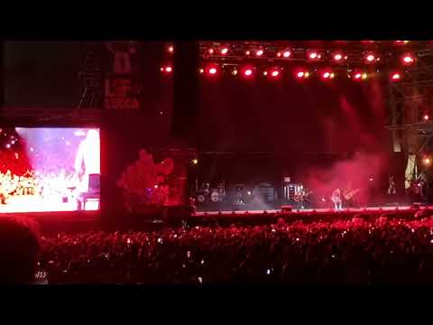 Justin Bieber Swap it out + (crying?) + Love youself @ Lucca summer festival ITALY