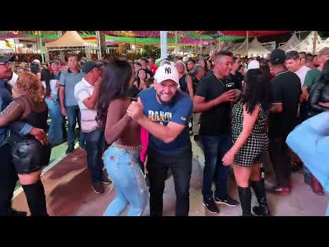 CASAL FEZ A POEIRA SUBIR NO SÃO JOÃO DA BAHIA