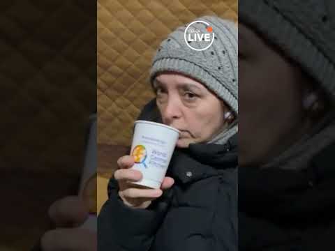 💔 ТАК ВИГЛЯДАЄ НЕЗЛАМНІСТЬ! Кадри з Одеси - люди гріються після ОБСТРІЛІВ