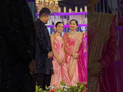 അമ്മയുടെ വെഡ്ഡിംഗ് റിസപ്ഷന് അതീവ സന്തോഷത്തിലെത്തി മകൾ❤️Arya Badai Sibin Reception #aryabadai
