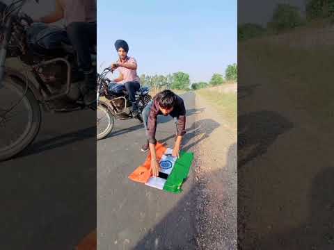 मेरे देश का झंडा 🇮🇳🙏🏻 तिरंगा 😭🇮🇳 Tiranga Jhanda 🇮🇳#shorts #respect #tiranga #indianflag #indianarmy