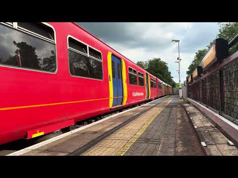 Class 455 - South Western Railway - Leatherhead Station - 18th June 2024