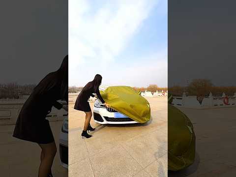 आंटी ने कार को पर्दे से पैक कर दिया 😲 🚗 #shorts #newsmartgadgets #shortsviral #shortsfeed