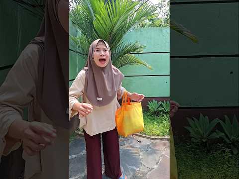 Adenya nangis ga boleh naik sepeda !!!