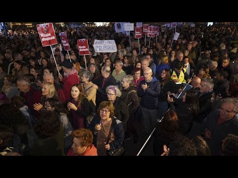 YouTube video thumbnail: Protesters Demand Regional Government Resigns Months After Deadly Valencia Floods