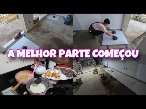 COMEÇOU A COLOCAR OS PISOS DA SALA - AS BANCADAS JÁ ESTÃO QUASE PRONTAS - A MELHOR PARTE COMEÇOU