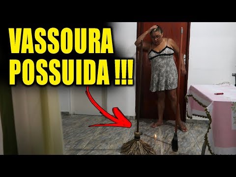 ACORDEI MINHA MÃE COM A VASSOURA POSSUIDA AS 3 DA MADRUGADA ! ( TROLLAGEM )