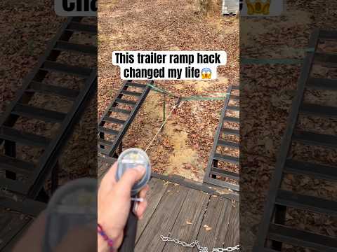 Trailer ramp hack ๐ฑ #automobile #trucks #mechanic #car #dieseltrucks #trailer #towing g