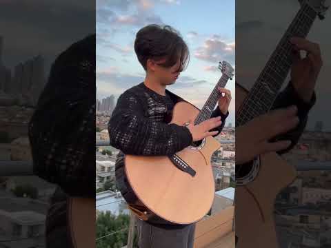 Electric vs Acoustic エレキギターvsアコースティックギター @MarcinGuitar