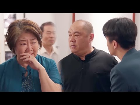 【MOVIE】惡公公在大庭廣眾下家暴妻子，兒子上前阻攔卻被打了一巴掌，妻子不再容忍將他送進監獄#小日子#中國電視劇#chinesedrama#倫理