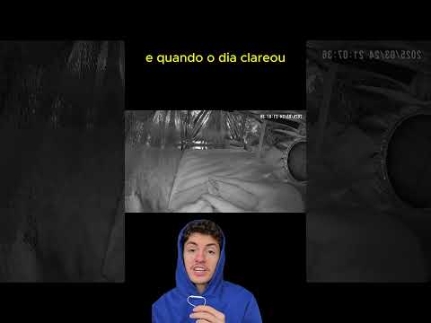 Esse gatinho encontrou abrigo no meio de uma chuva forte!