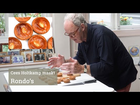 Cees Holtkamp maakt rondo's