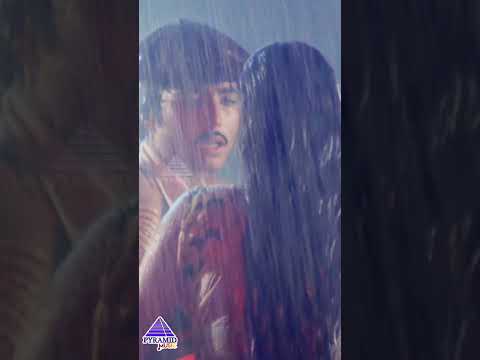 இந்த இளமையின் | Mogam Enakkoru Video Song | Adhisayappiravigal Songs | Karthik | Radha | #ytshorts