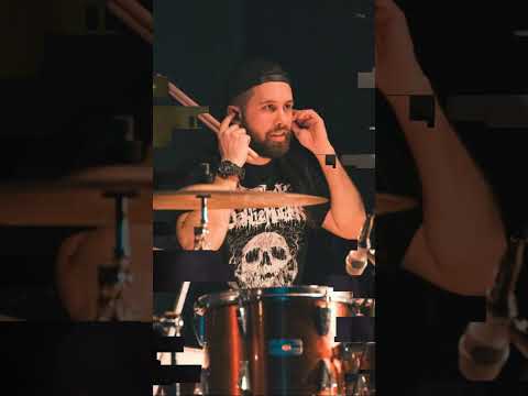 Сын бывшего мужа Ларисы Долиной, Ильи Спицина... 🎸 #shorts