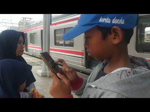 Kereta Bagus Mampir Stasiun Cikarang✔️ KA Gaya Baru MS New Generation🚀