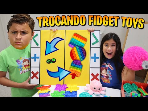 Maria Clara e JP fazem o desafio de troca de Fidget Toys!!!