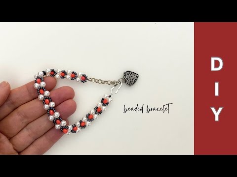 How To Make Pearl Beaded Bracelet // Beading Tutorial // Easy beading pattern