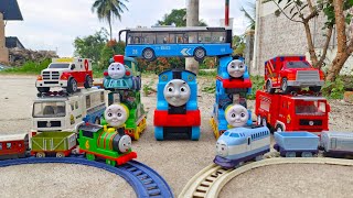 Hunting Thomas and Friends Toys, Tayo Little Bus Toys