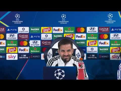 Crisis? What Crisis? Como's Fabregas says Man Utd are a danger