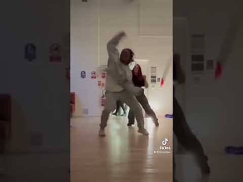 Vidéo SZA - SEEK & DESTROY Choreo by Jerky Jessy