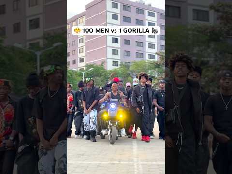 Who will win in the battle 👀🤔 #bodybuilder #gym #dancers #trending #viral #shorts