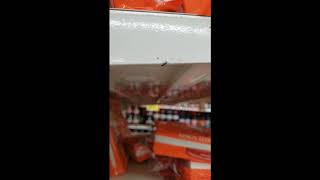 Fighting ants