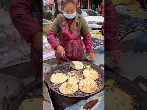 In Türkiye, bread is made on stone. || #shortsvideo #shortsfeed