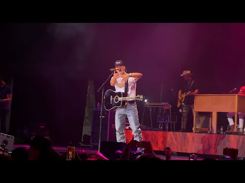 Parker McCollum  -  Killin' Me
