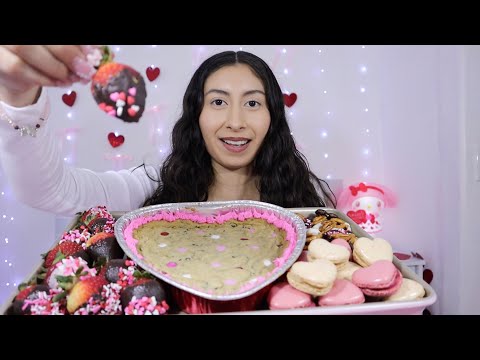 ASMR~VALENTINE’S DESSERT BOARD!! 🍓🍫🍪💝