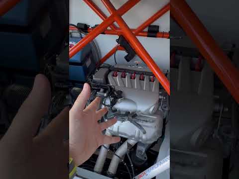 Col motore nel BAGAGLIAIO: il mostro tuning da 500 CV