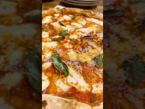 Trying Italian pizza in India ๐๐