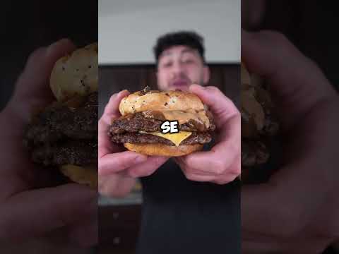 Miles de argentinos casi arruinan a Burger King🇦🇷🍔 #shorts