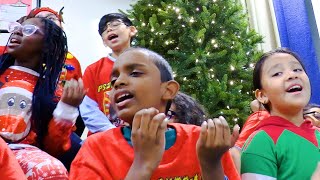 PS22 Chorus "Emmanuel" Christmas Traditional