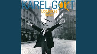 Na konci aleje