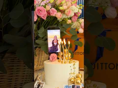 Happy birthday Karina 🥳🥰🎂