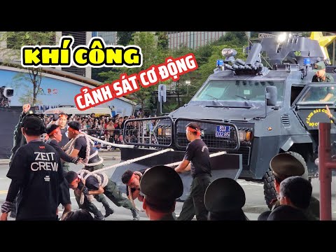 Rùng mình xem Cảnh Sát Cơ Động trình diễn khí công "mình đồng, da sắt, sức mạnh vô biên"