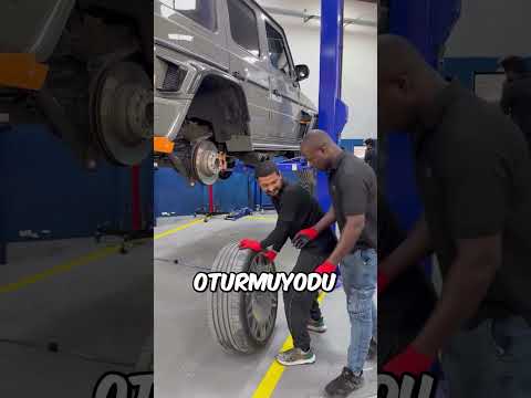 Deneyimli İşçi Lastiği Tek Hamlede Taktı.. 😎🔧