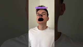 Jak jsme vyřešili chrápání? Jednoduše… 🤐😴 Jak to řešíte vy? Spíte odděleně?  #vztahy #spánek