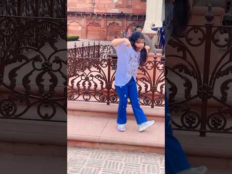 क्या मेरे दीवाने हो .............. #youtubeshorts #trending #viral #dance #shortvideo #shorts #short