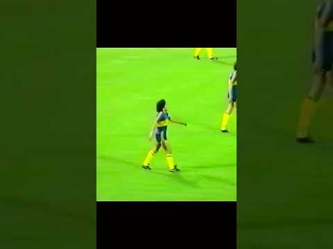 Maradona Unseen Warm Up 😏