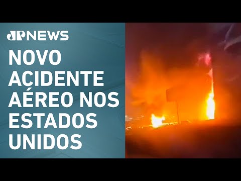 Avião cai e explode perto de shopping na Filadélfia (EUA)