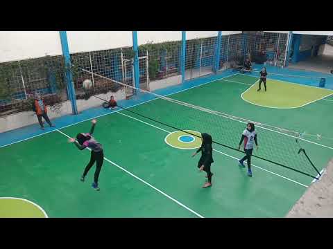 Ekstrakurikuler Bola Volley SMA/SMK Puragabaya