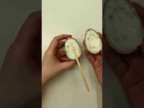Проверяю лайфхак, вкусно или нет… #лайфхак #проверкалайфхаков #киндерсюрприз #мороженое